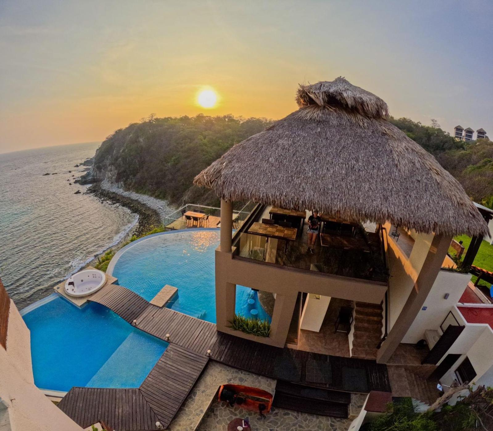 Pacific King Hotel Cuatunalco Luaran gambar
